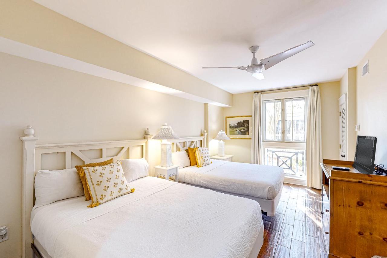 Apartment Baytowne Wharf - Pilot House #328/#330 Combo Destin