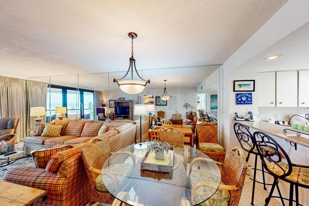 Apartment Edgewater 1601 *
