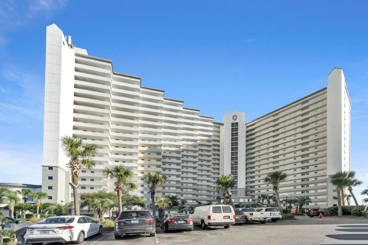 Holiday home Beach Front Condo! Private Balcony! Heart Of Destin! 1915 Pelican Beach!