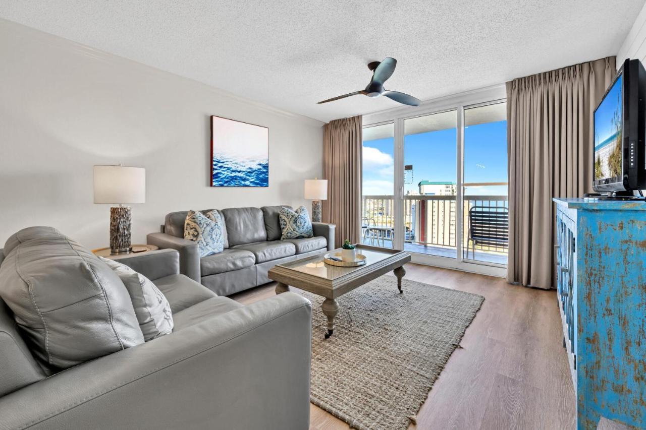 Beach Front Condo! Private Balcony! Heart Of Destin! 1915 Pelican Beach!