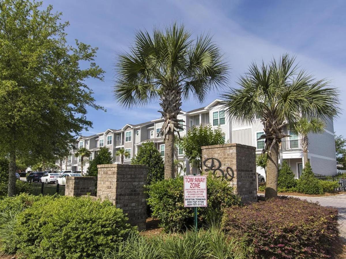 Driftwood Townhomes #8 Holiday home