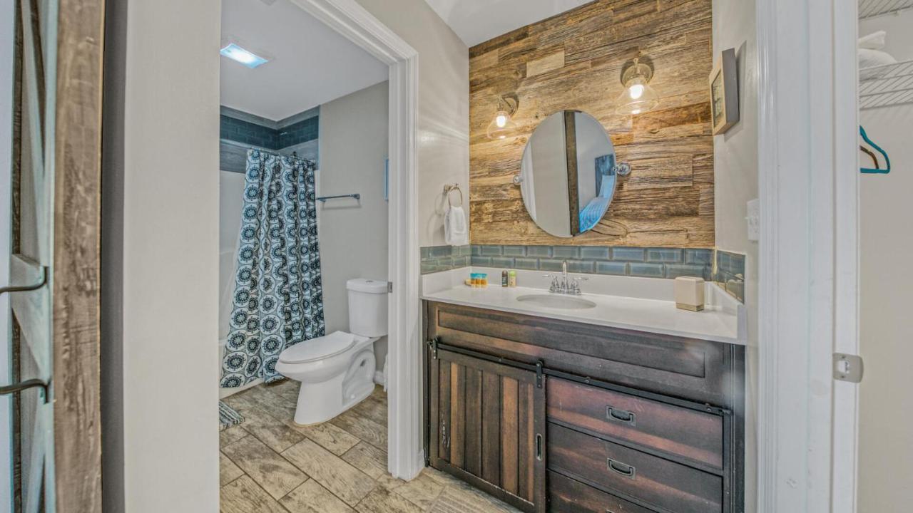Emerald Coast, St Martin Beachwalk Villas 232! Holiday home