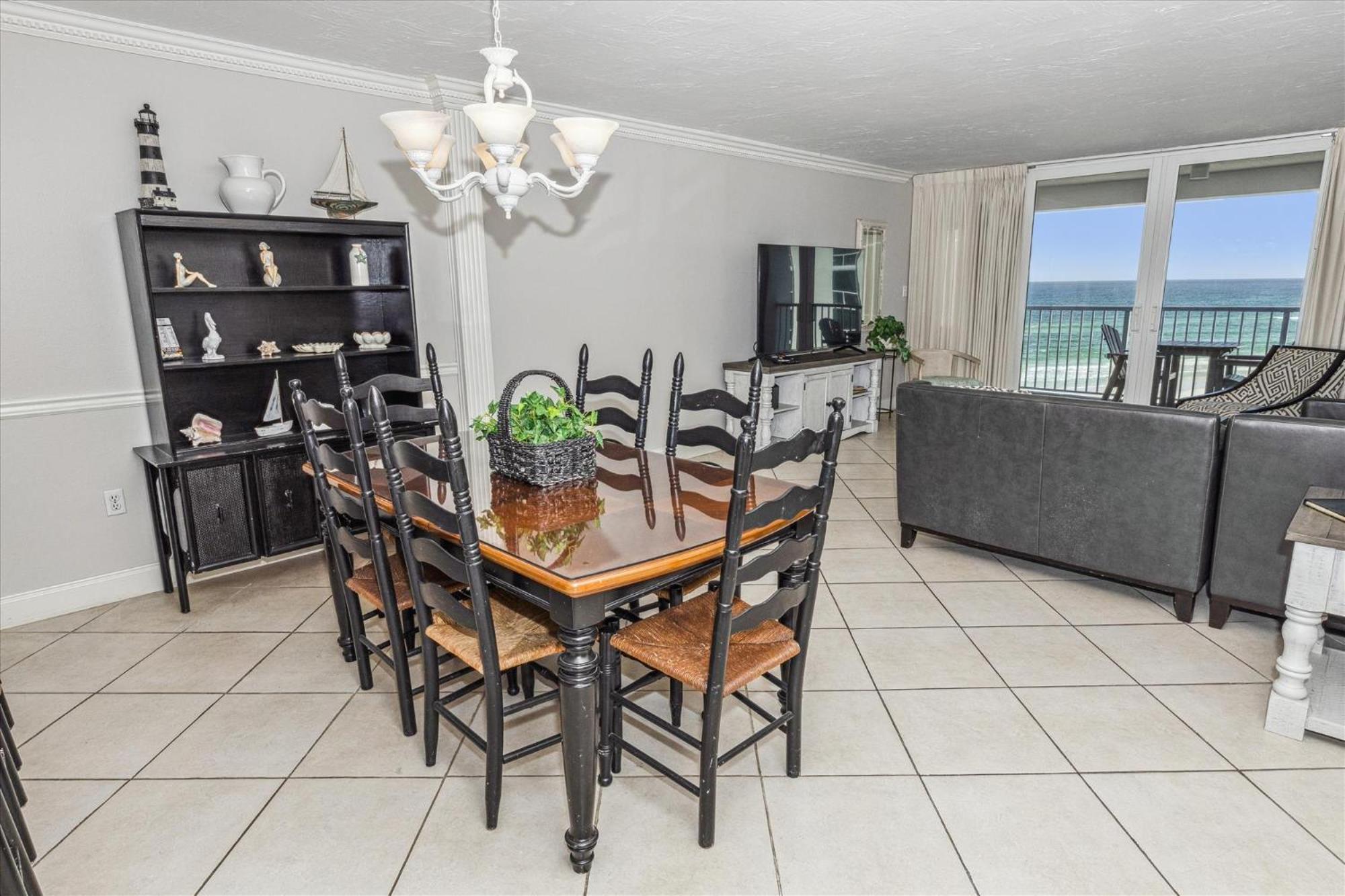 Shoreline Towers 1063 Apartment