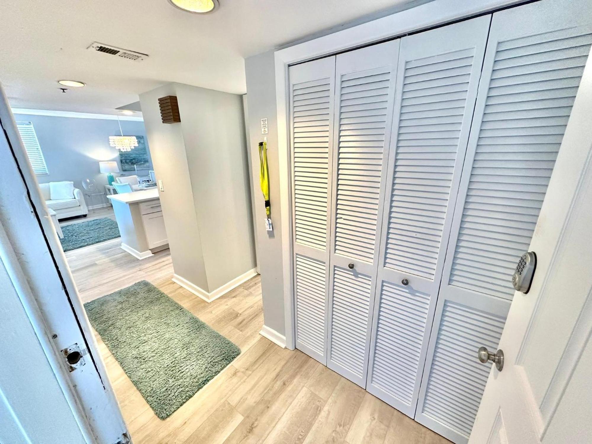 Apartment 4236 Beachside Two