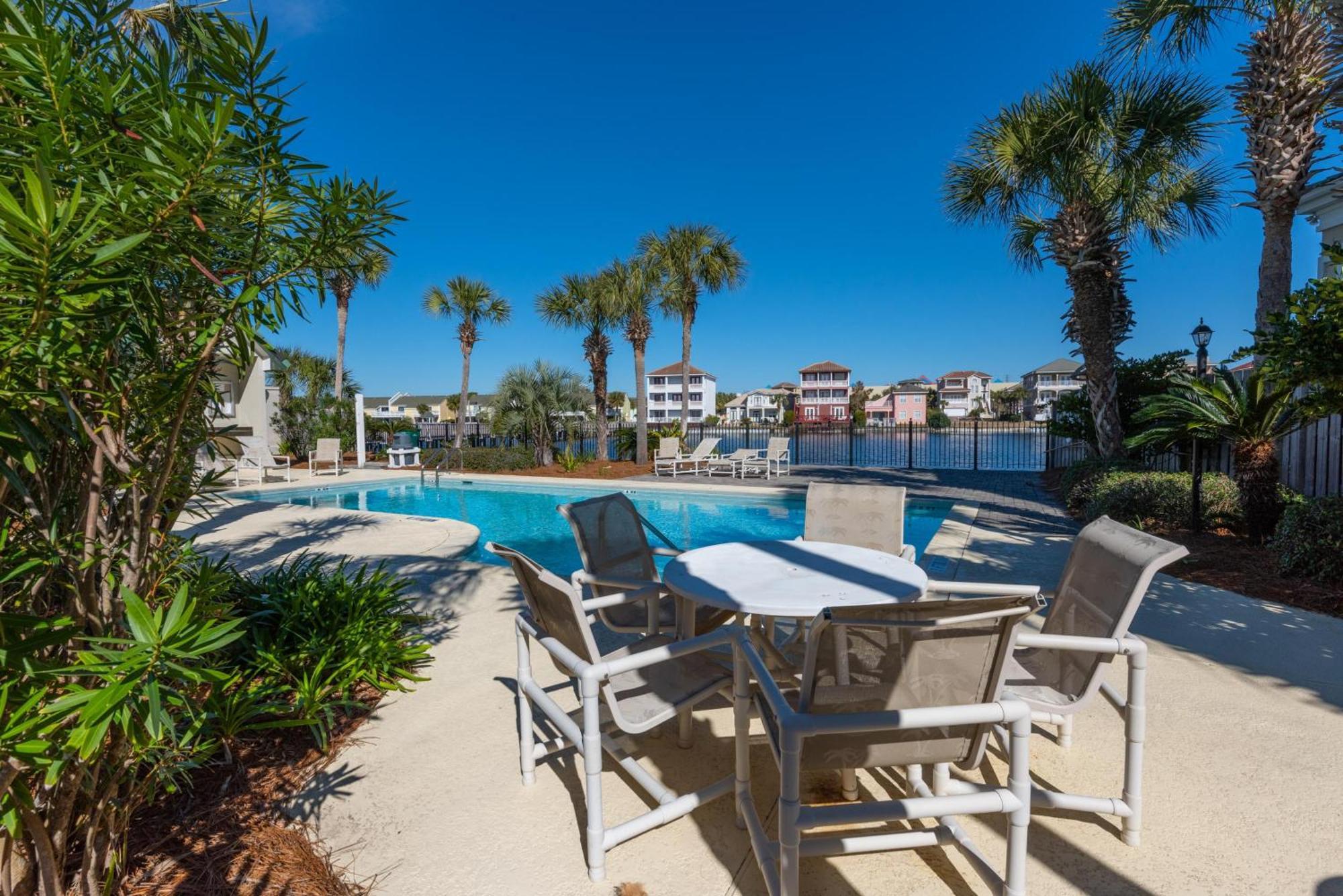 Destination * Destin
