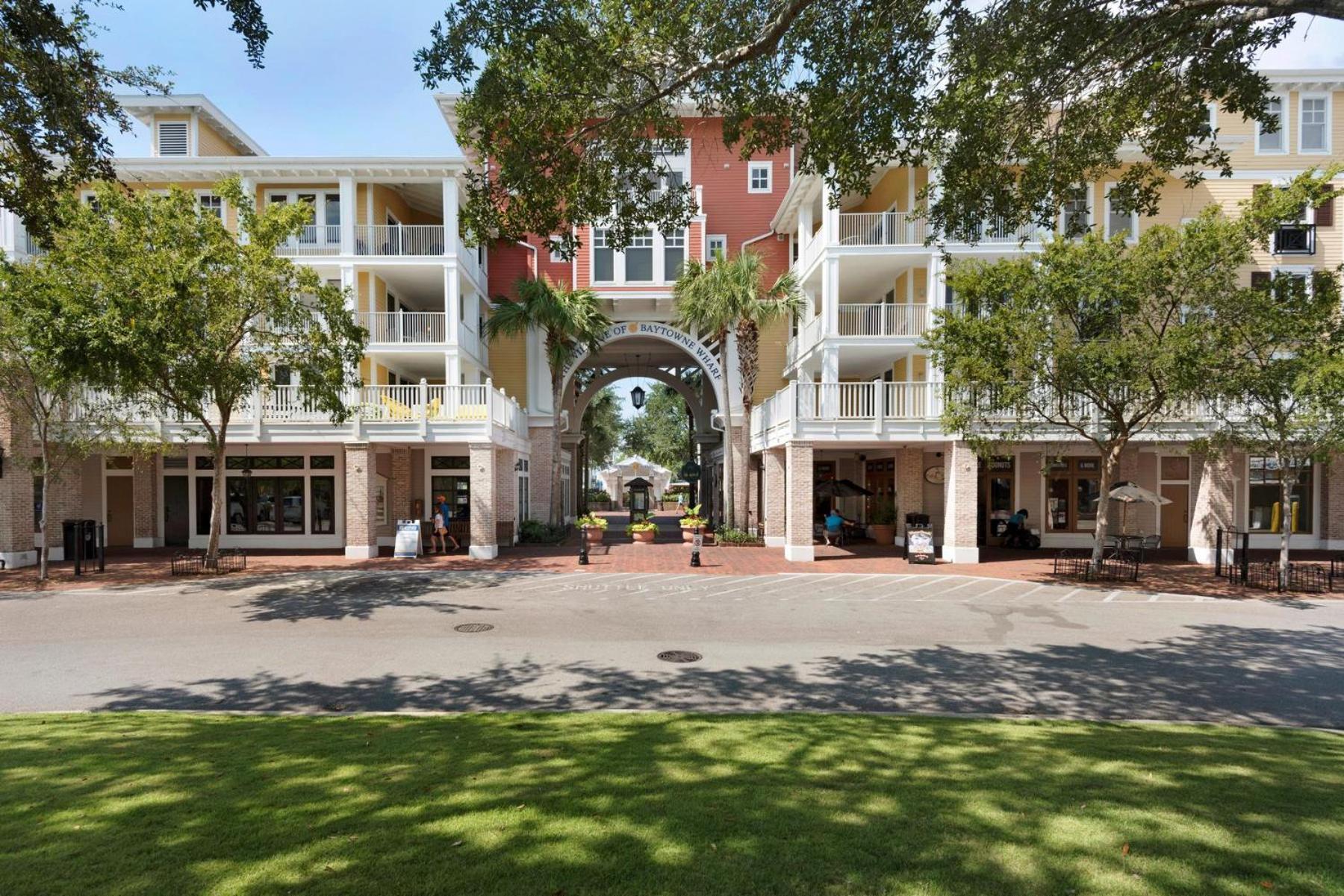 Augusta Village 533