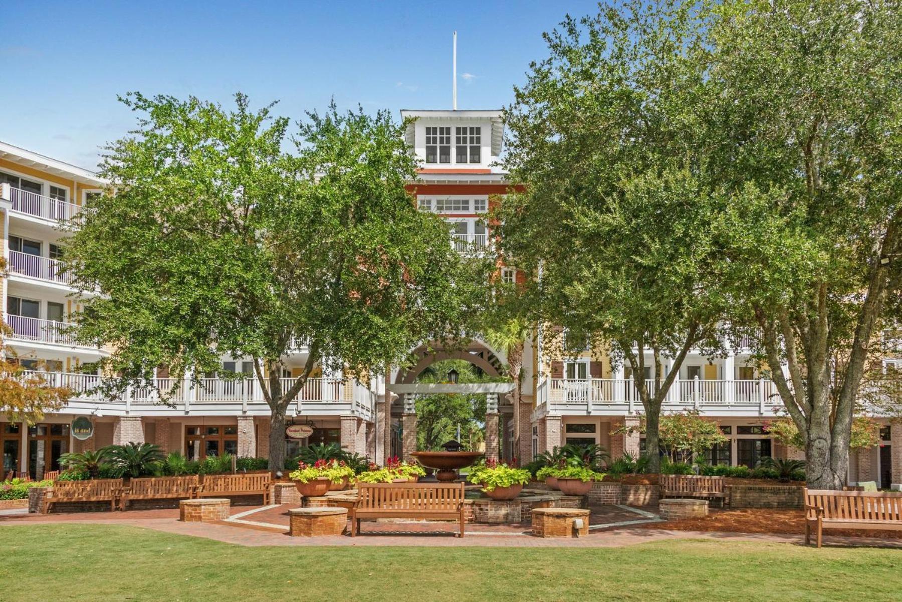 Augusta Village 533 Holiday home