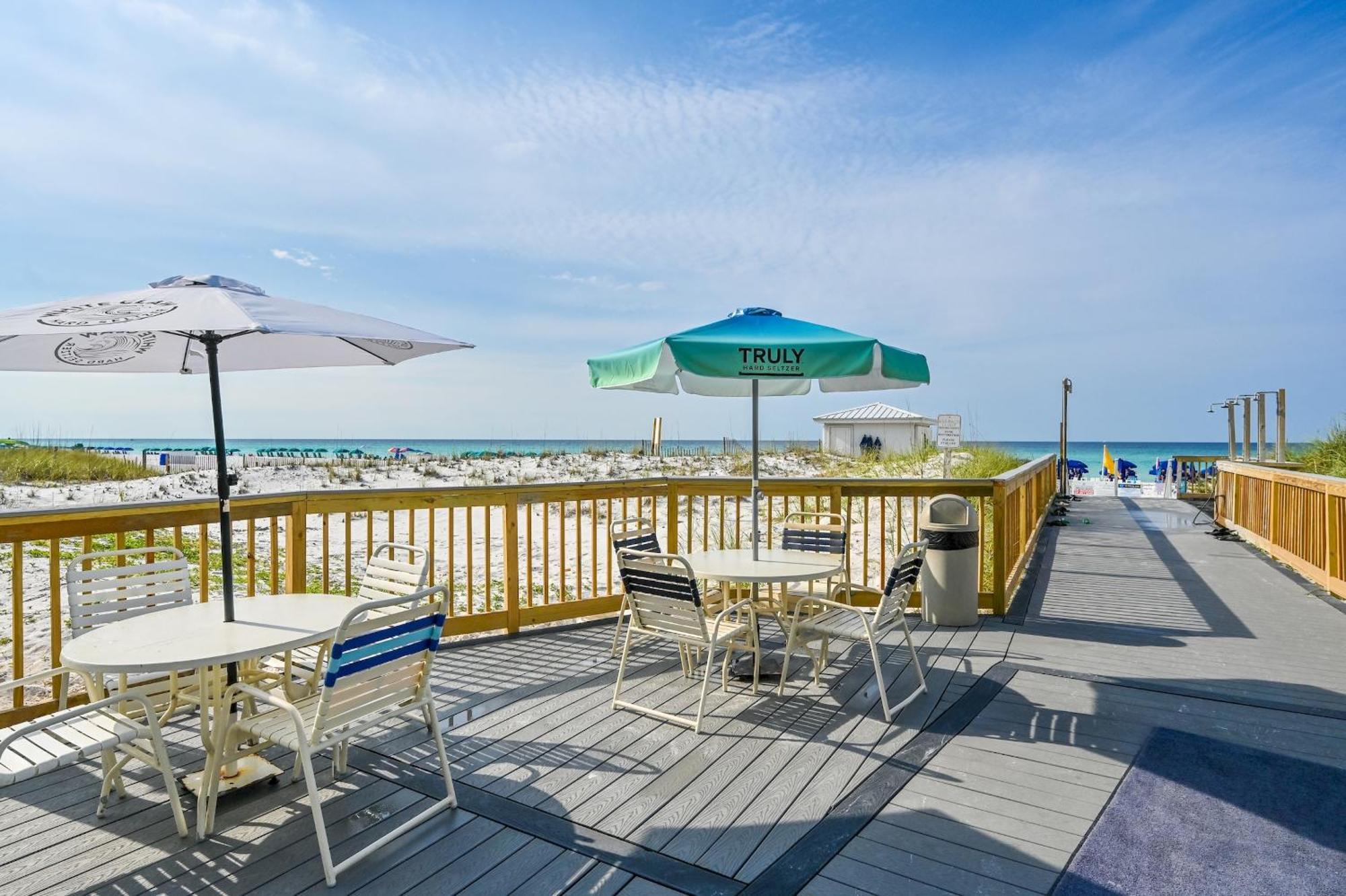 Pelican By Panhandle Getaways