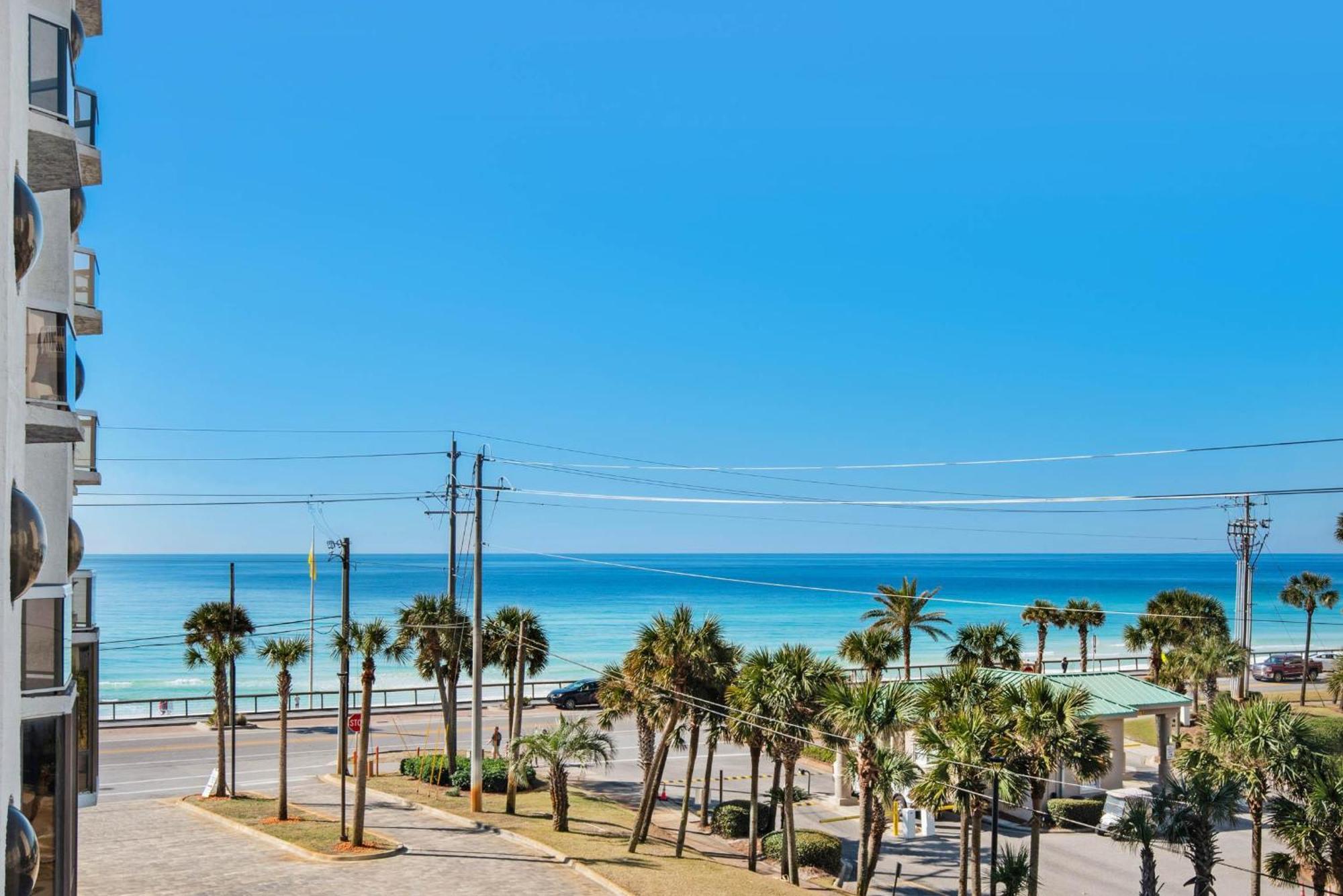 Holiday home Surfside #208- Emerald Dreams