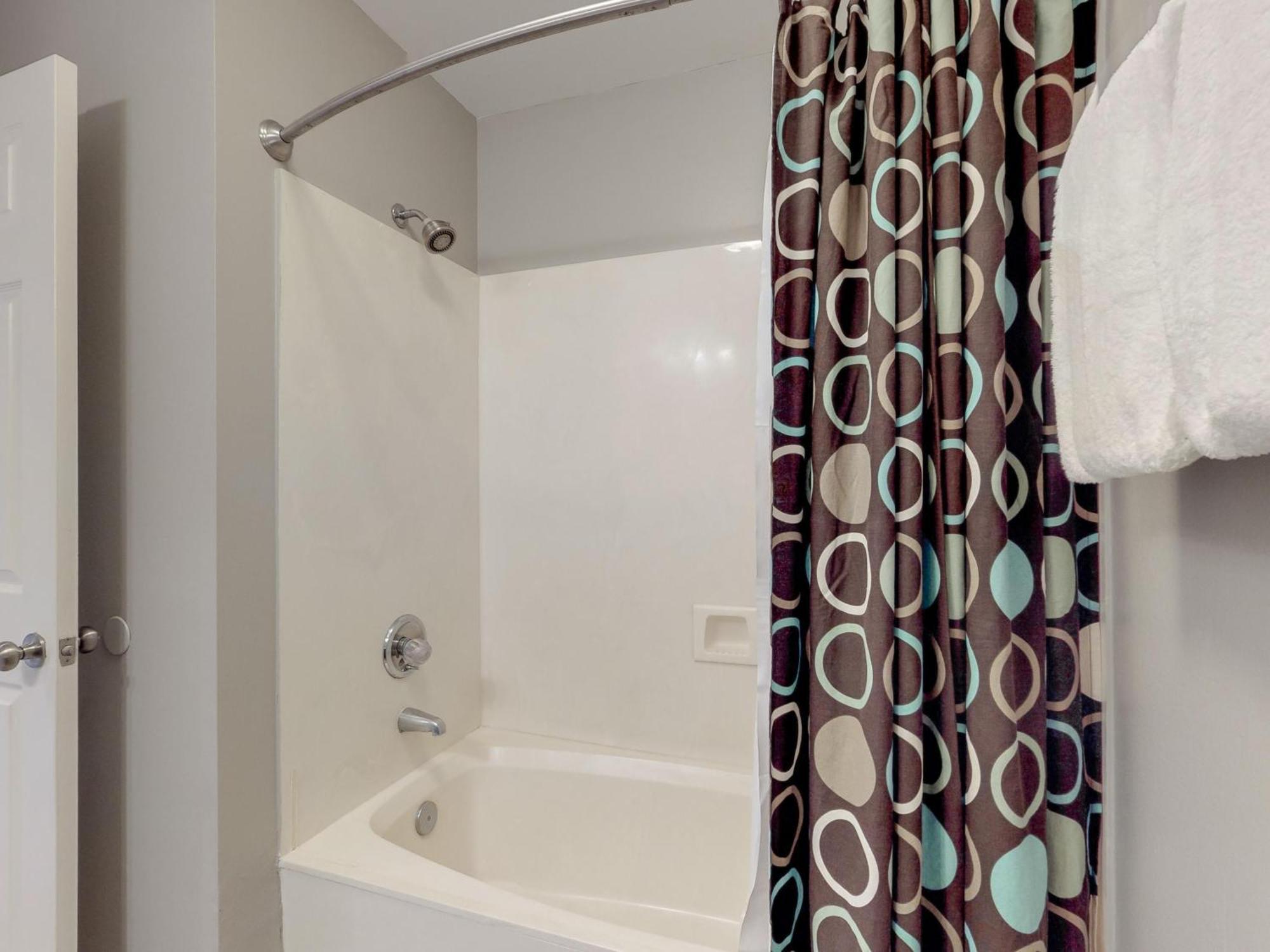 5191 Beachwalk * Destin