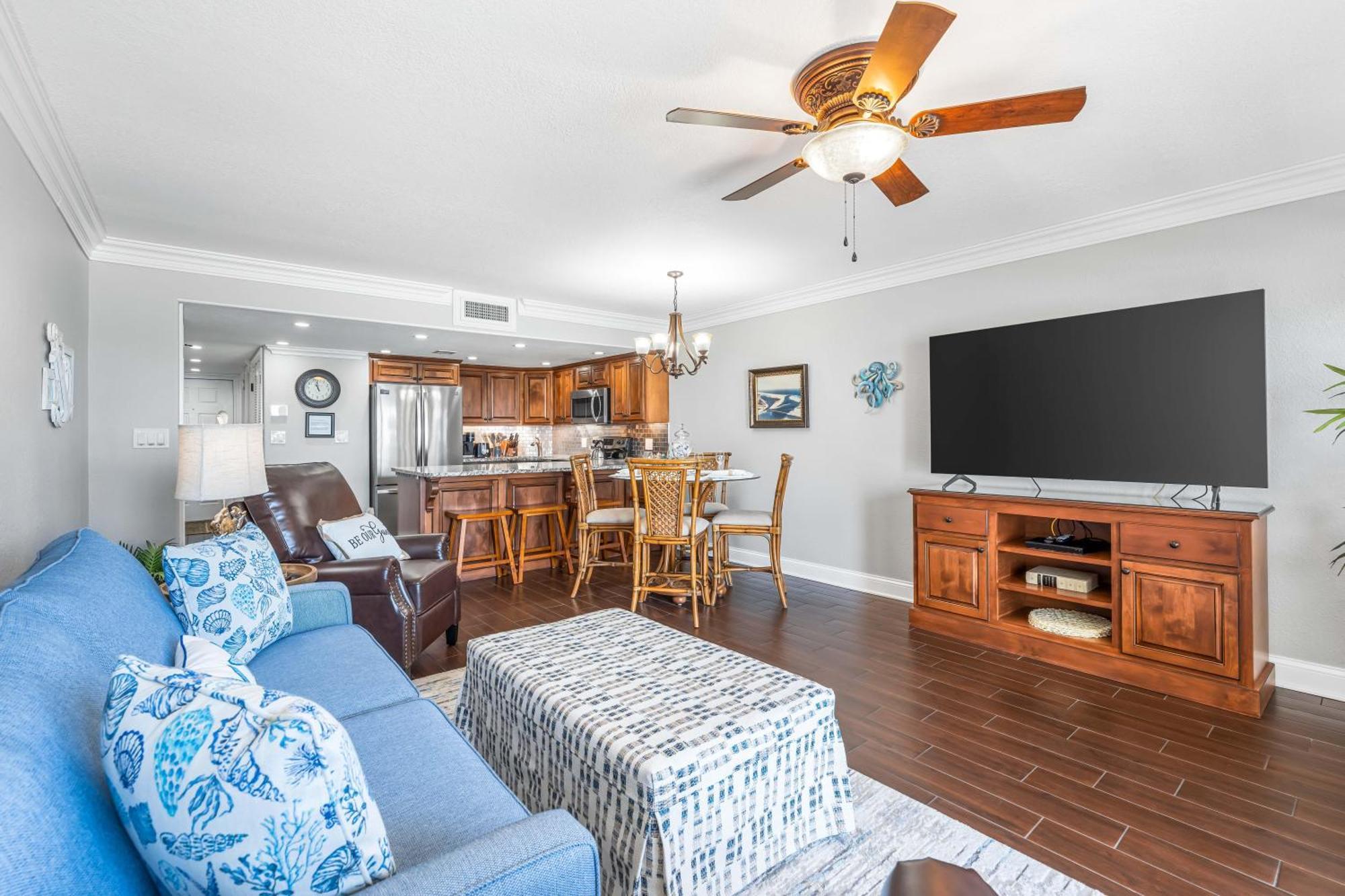 Surf And Racquet Unit 506 * Destin
