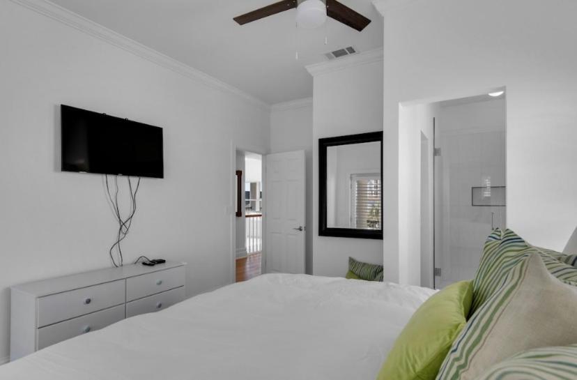 Sandprint Cinema Holiday home *