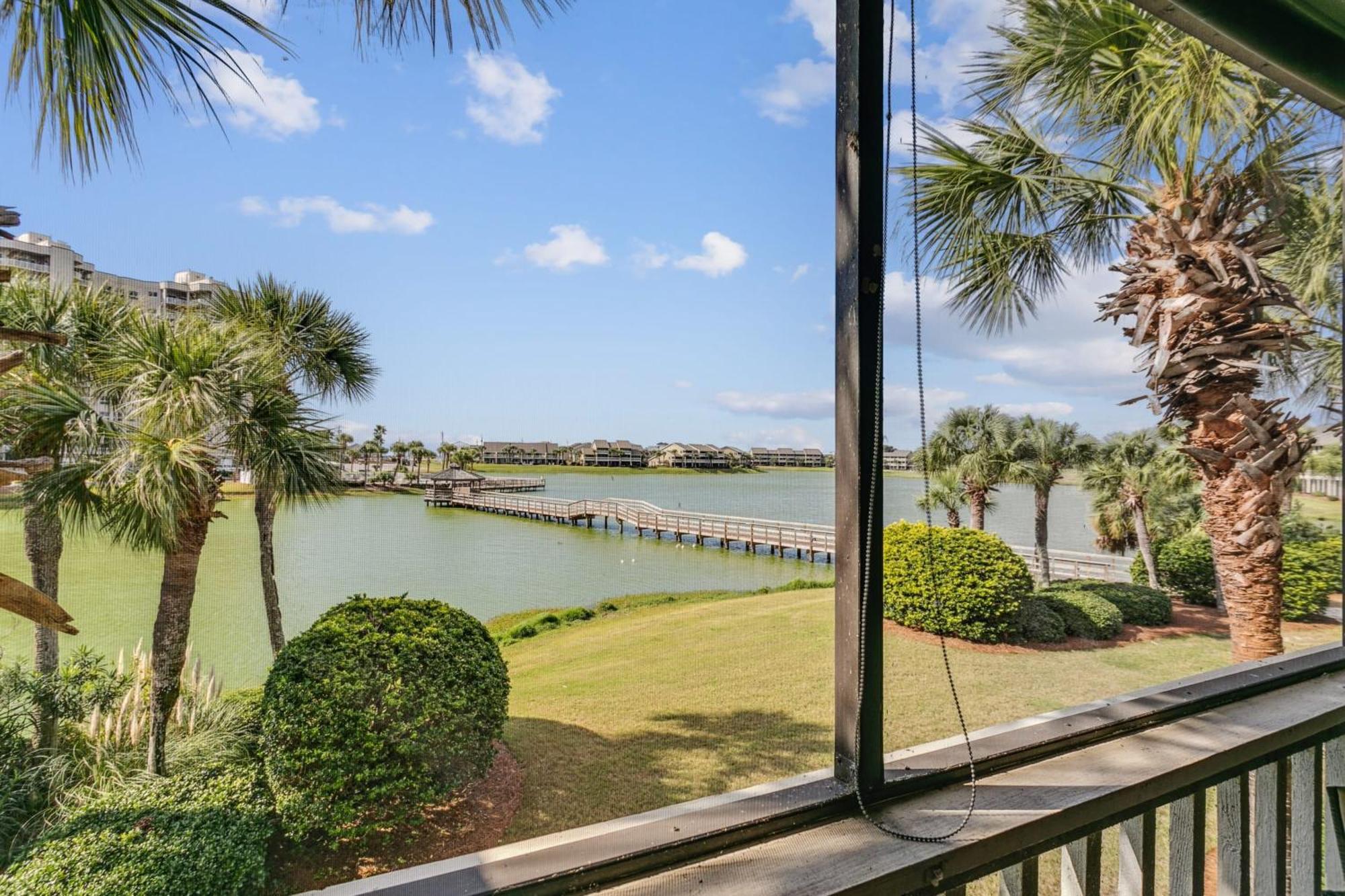 Walk 2 Golf Dining & -sleeps 12 * Destin