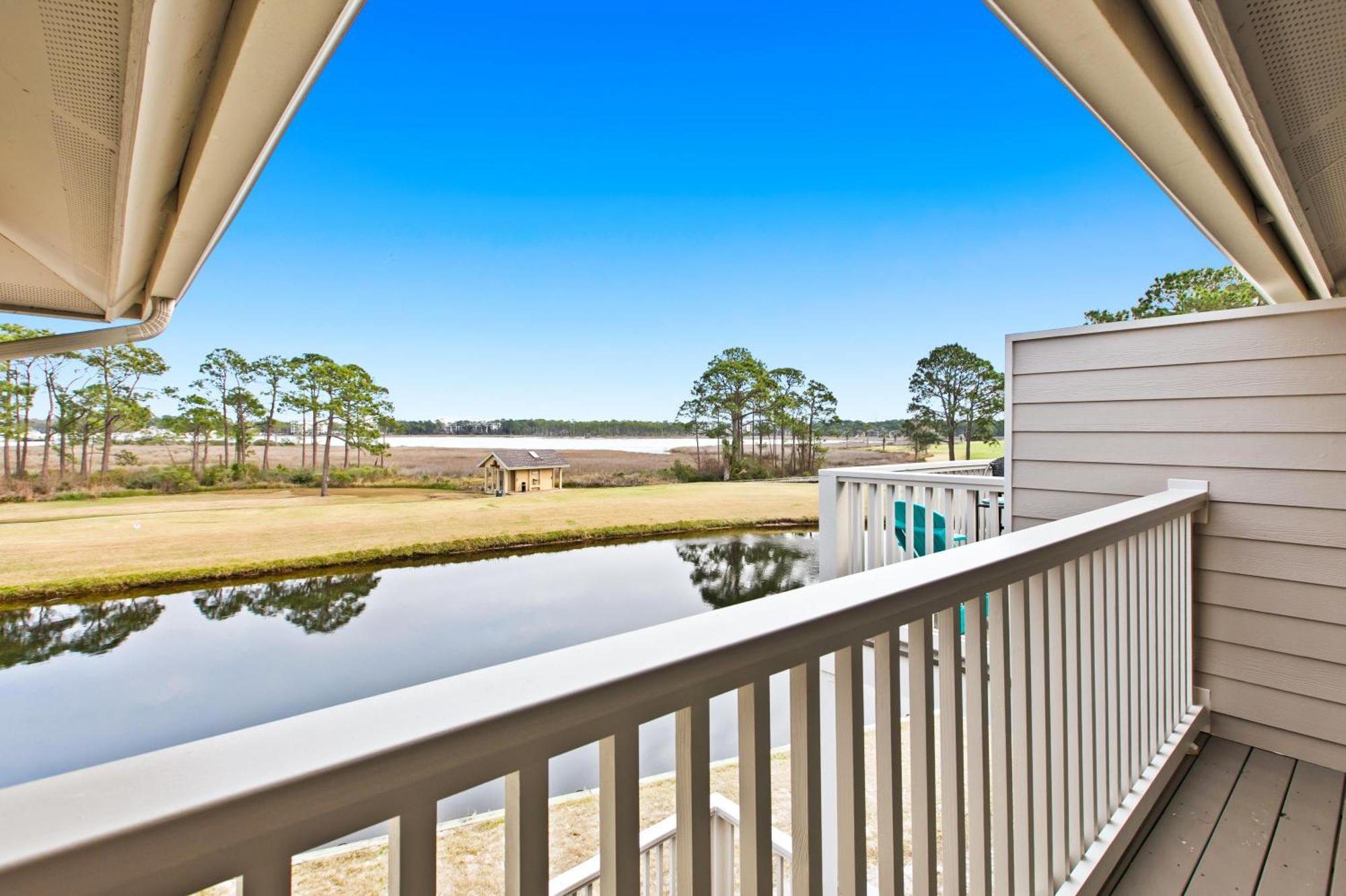 Holiday home Harbour Point 810