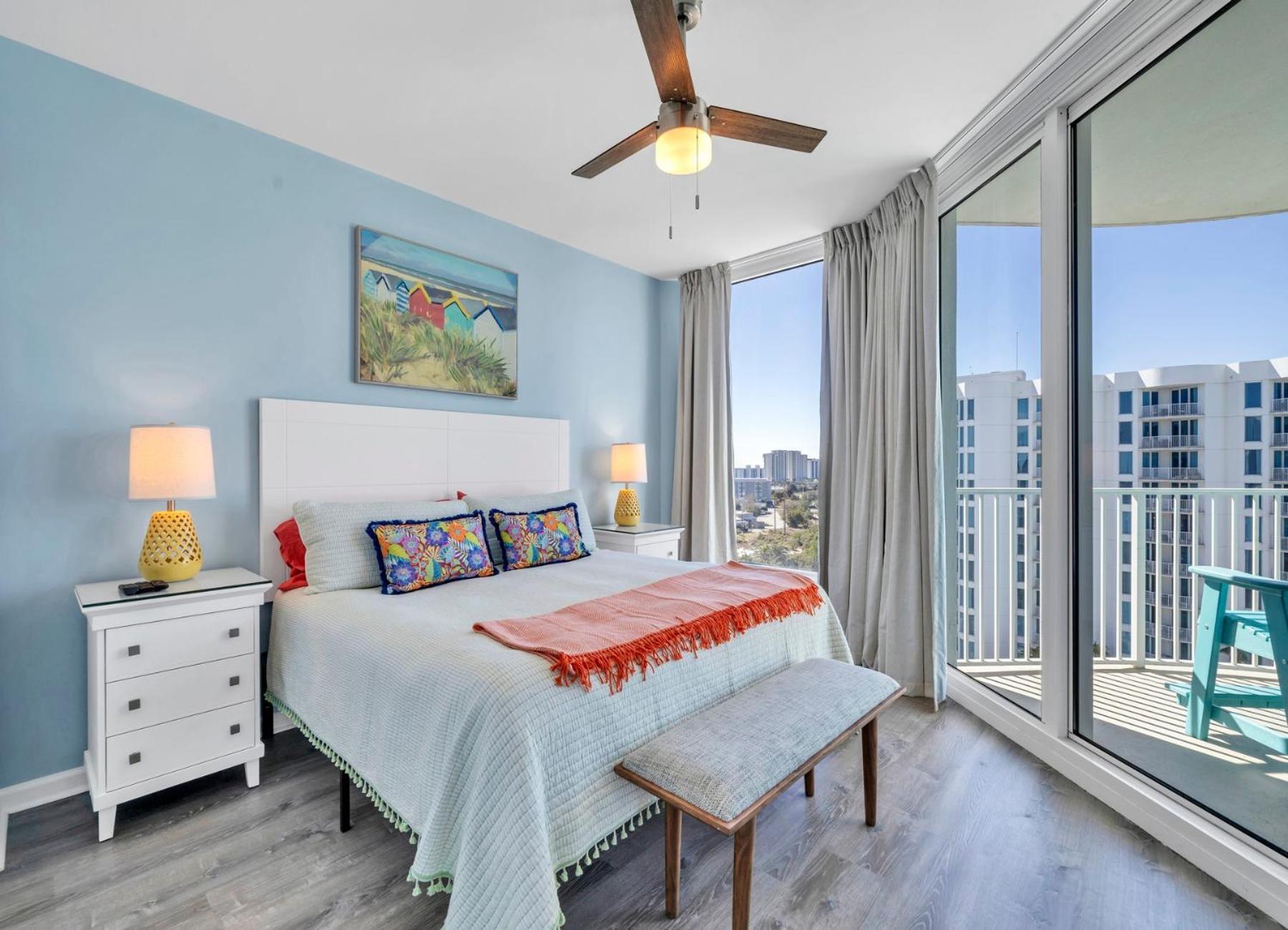 Palms Huge Lagoon Pool 2bd 2 Bth