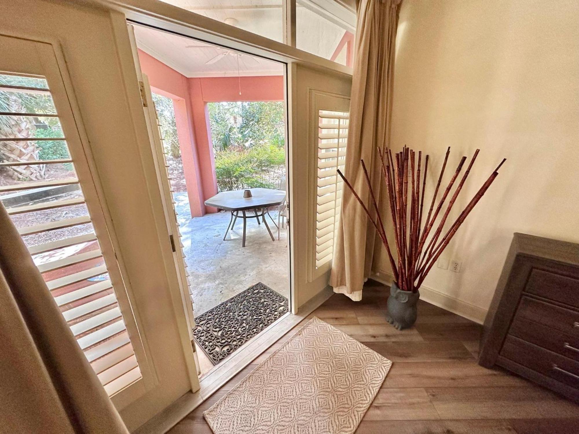5403 Tivoli Terrace