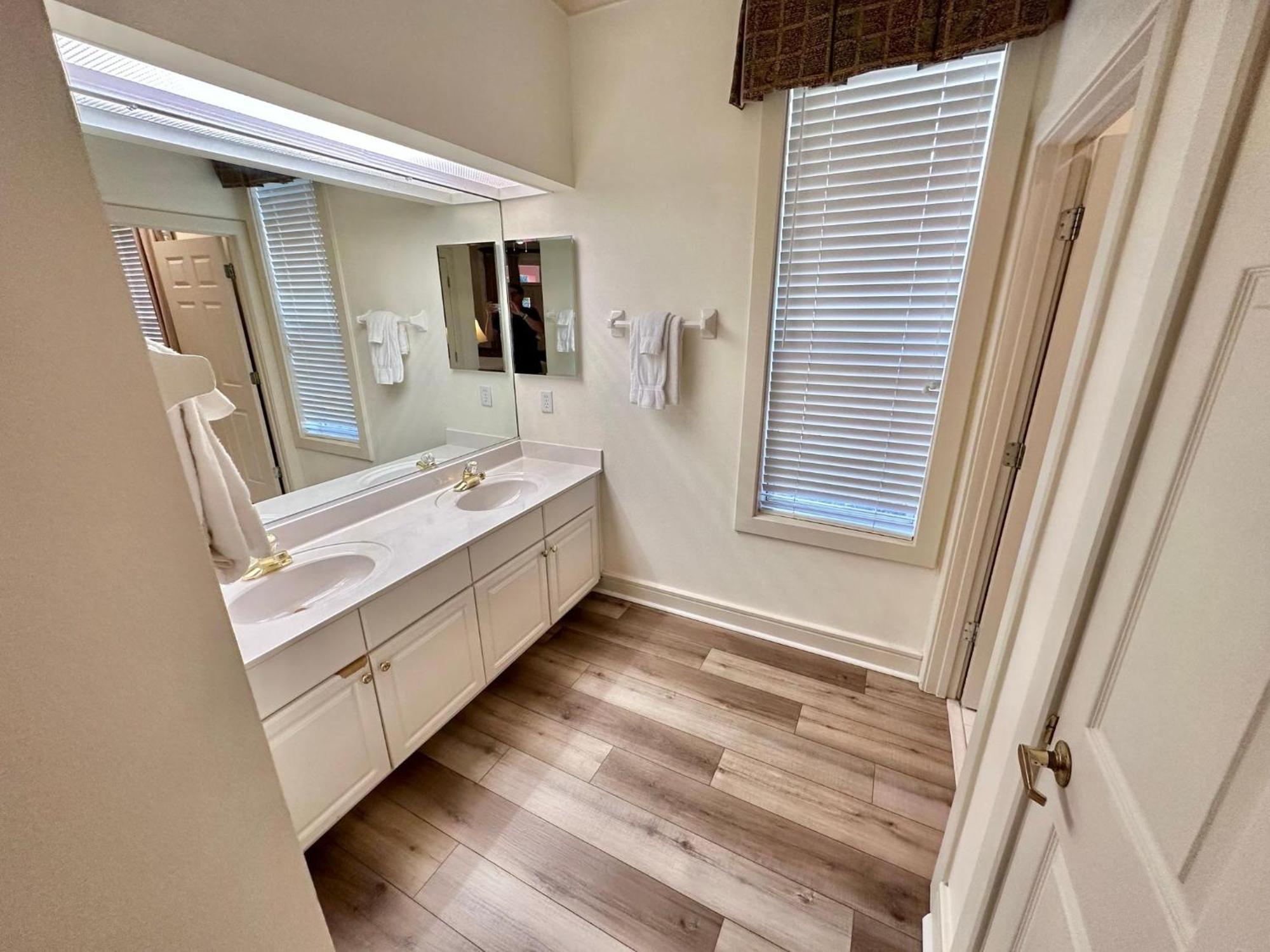 5403 Tivoli Terrace Holiday home *