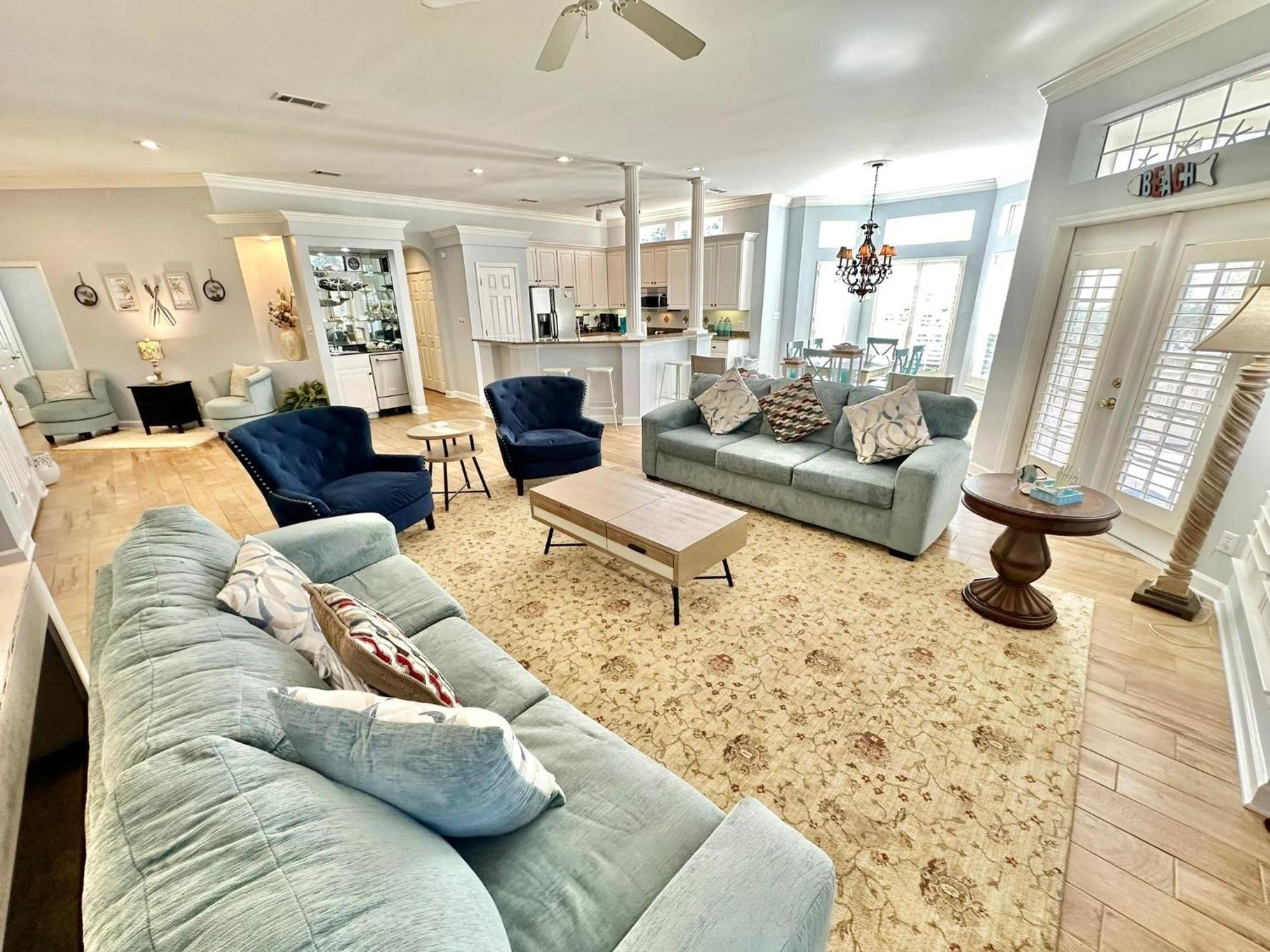 5296 Tivoli By The Sea *