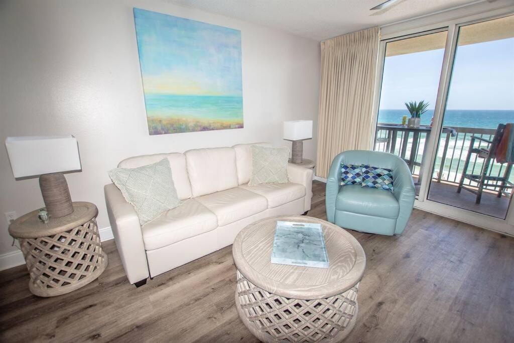 Apartment Pelican 810 Aquamarine
