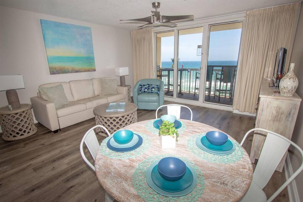 Apartment Pelican 810 Aquamarine