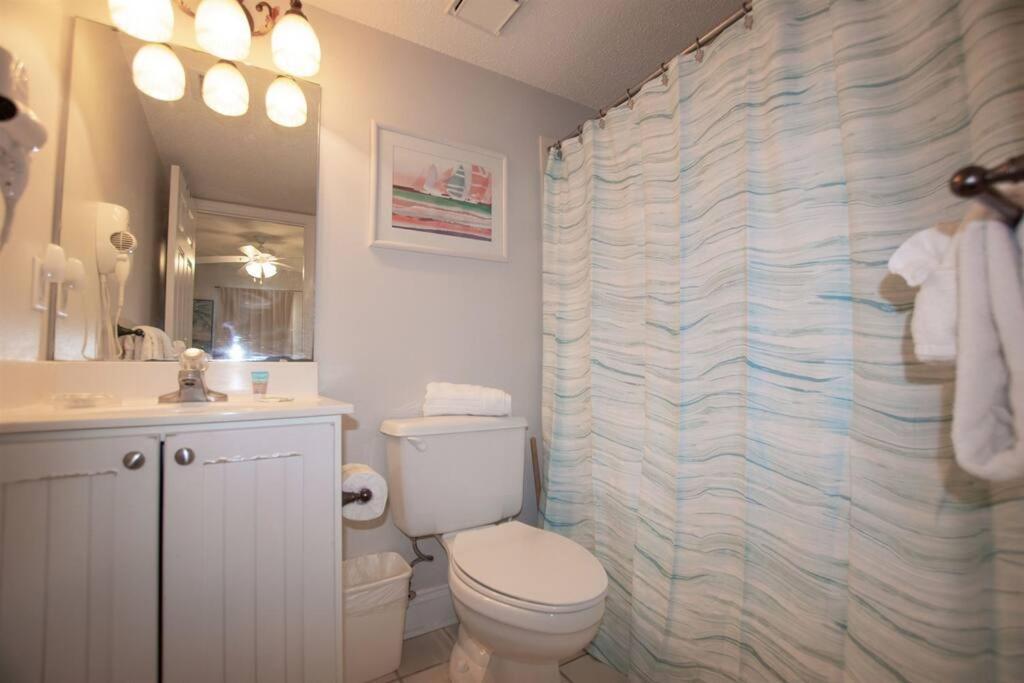 Pelican 810 Aquamarine Apartment *