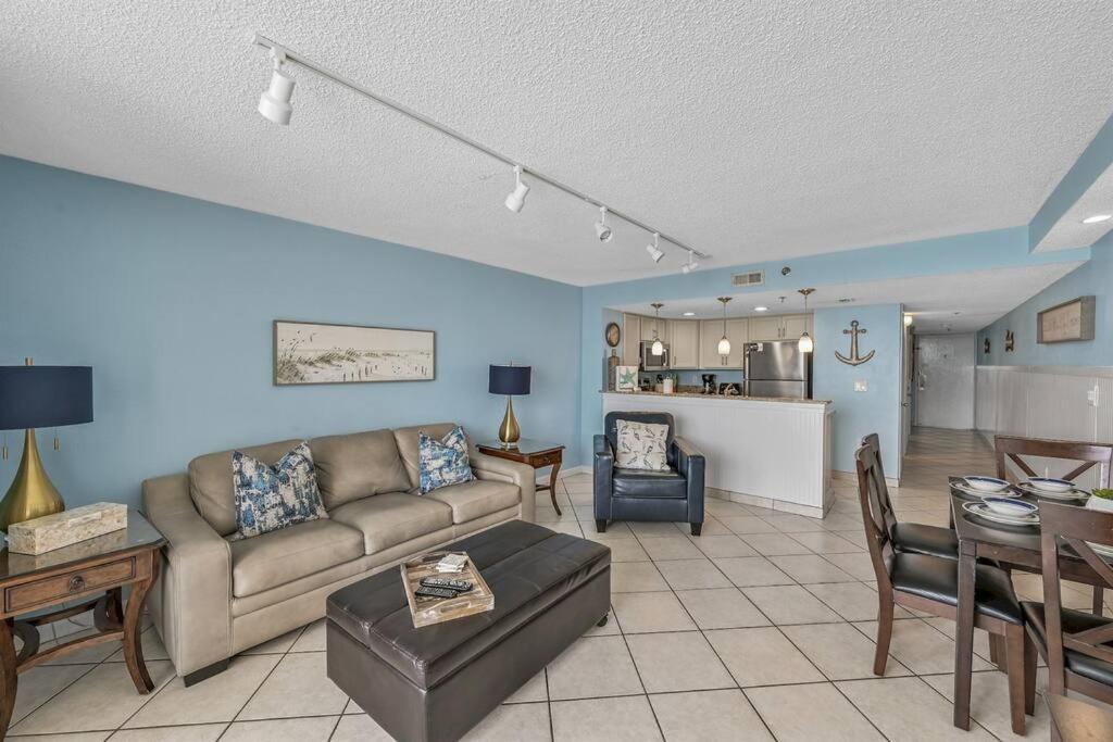 Sundestin 510 Sea Breeze Apartment