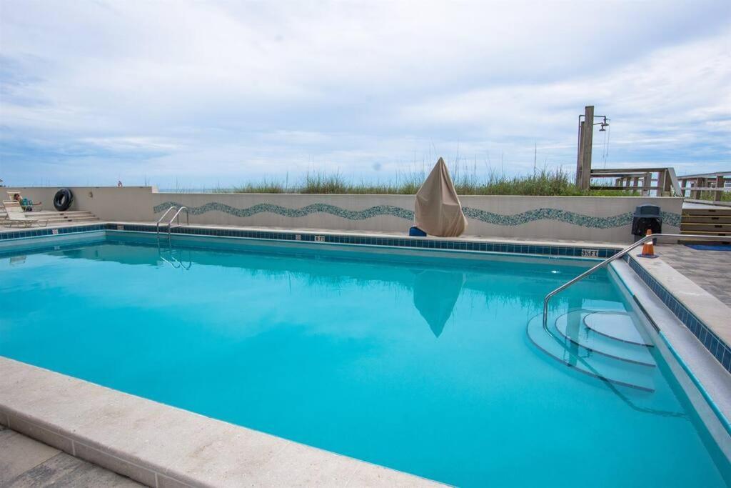 Sundestin 510 Sea Breeze Apartment