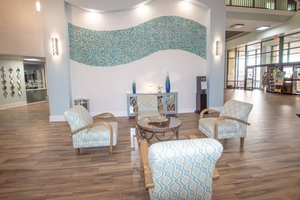 Sundestin 502 Latitude Adjustment Apartment