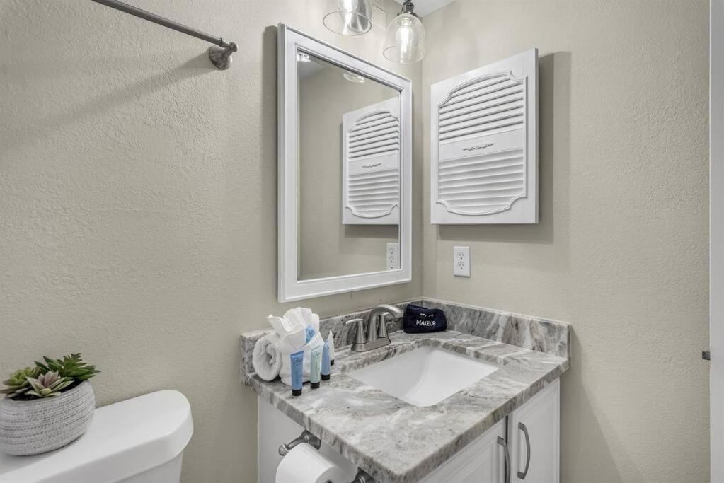 Mainsail 414 Gigi's Destin