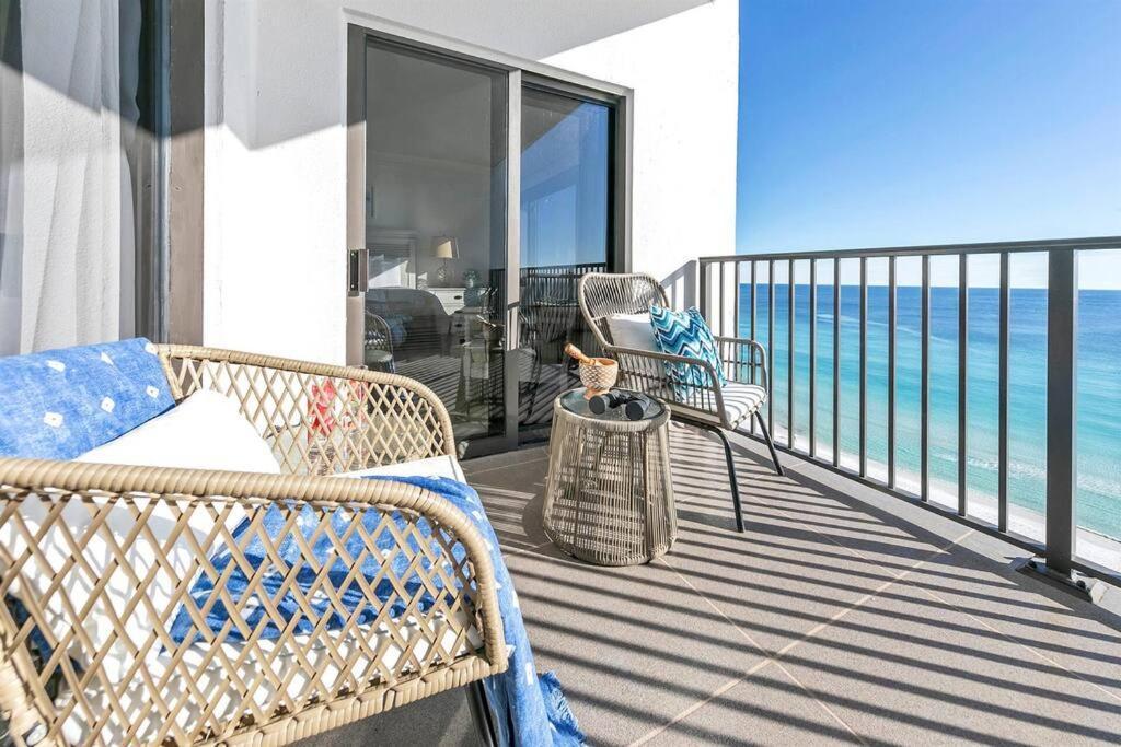 Apartment Emerald Towers 1302 Salty Smile Destin