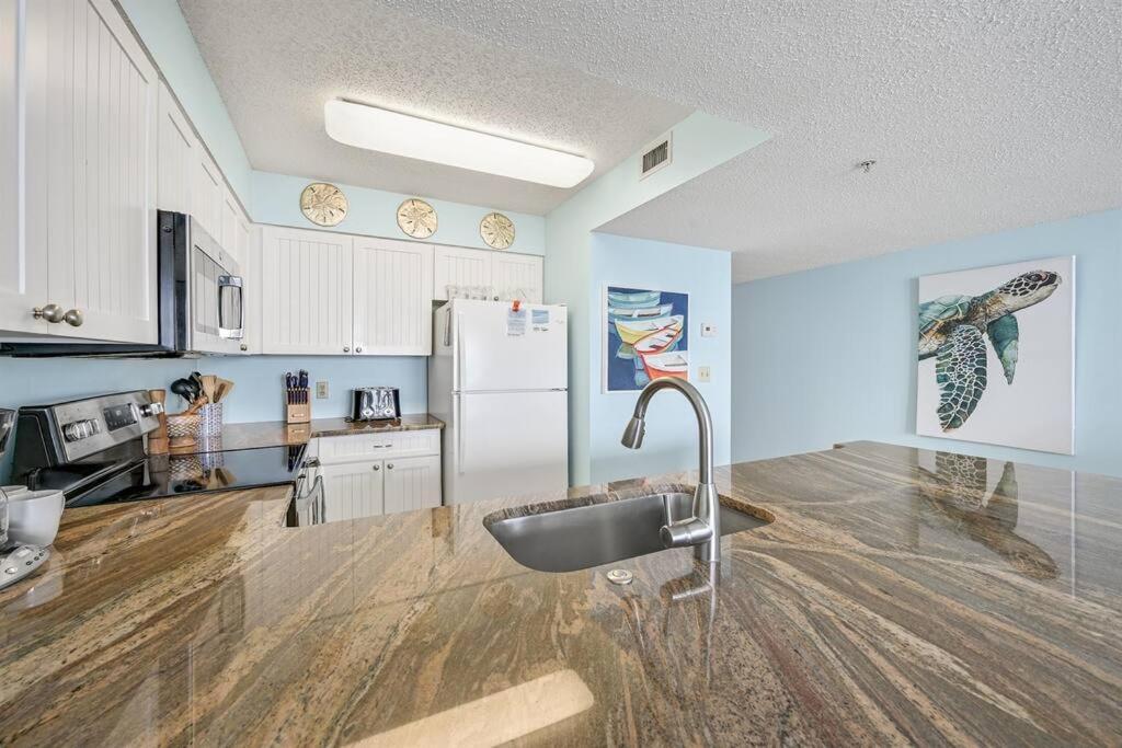 Pelican 604 Shore Thing Apartment Destin