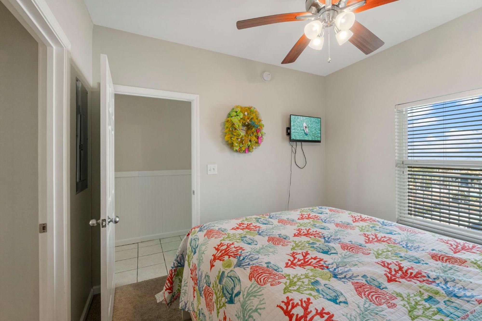 Majestic Sun A1104 Destin
