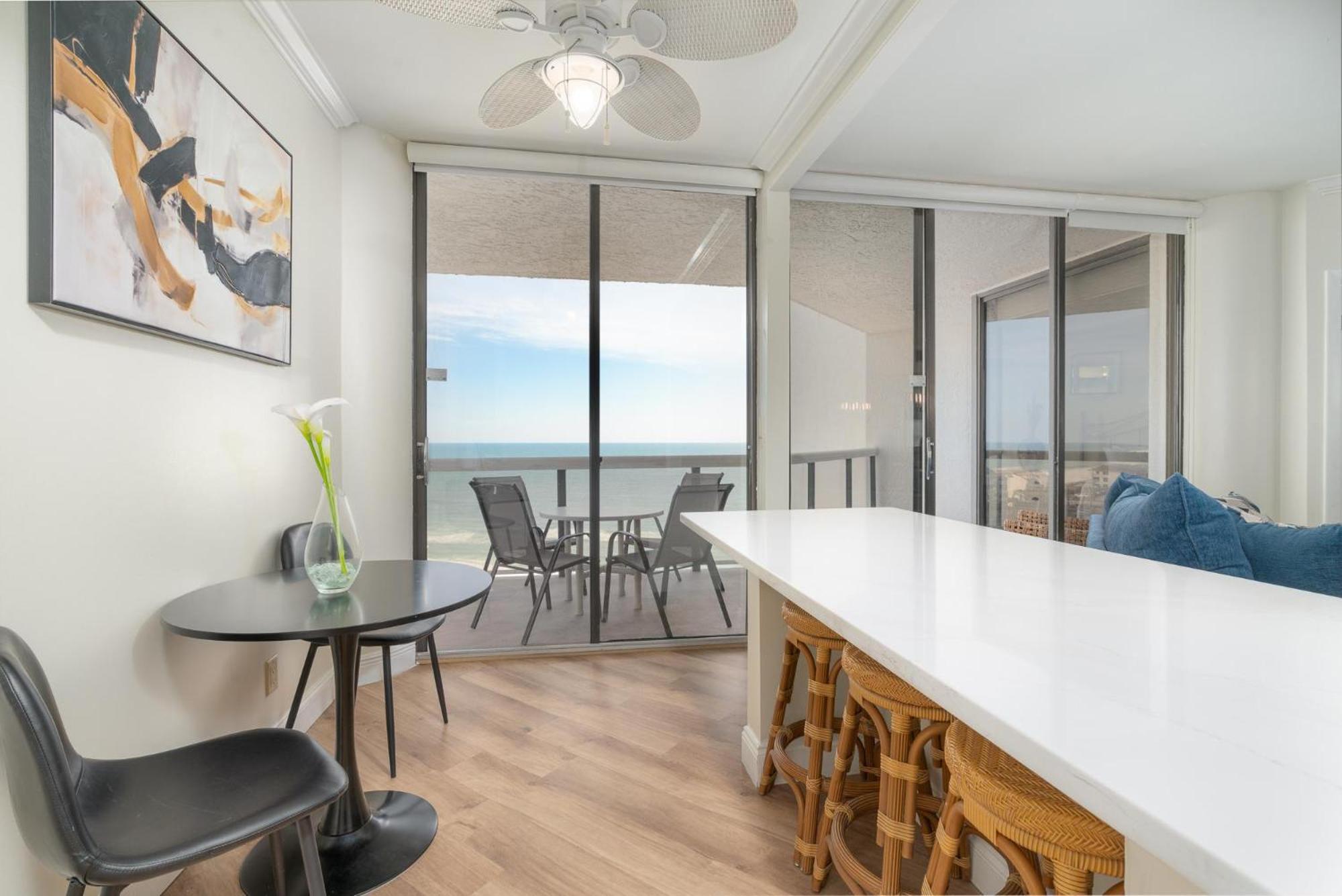 Holiday home Surfside 903