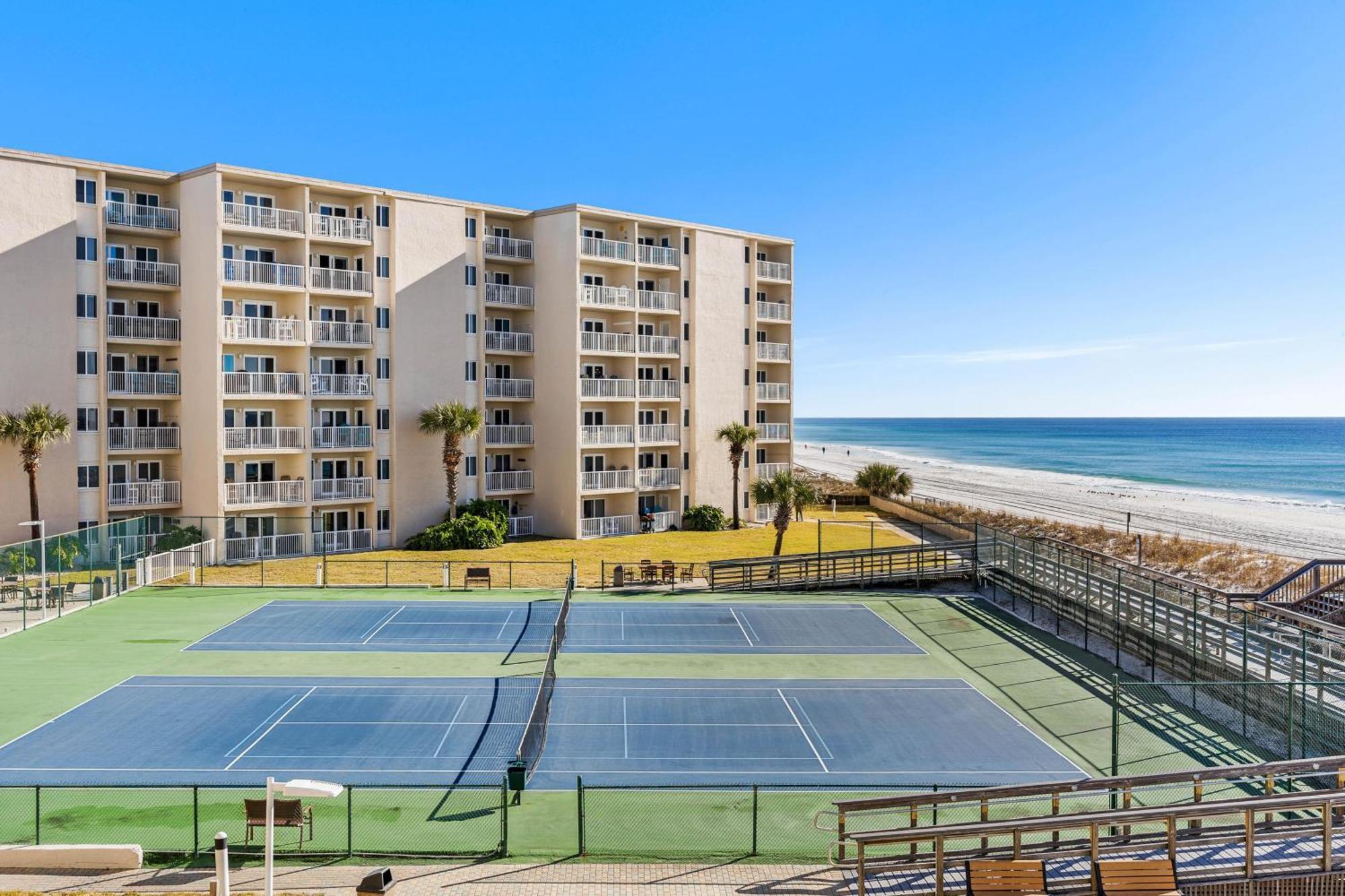Holiday home Surf And Racquet Unit 303 *