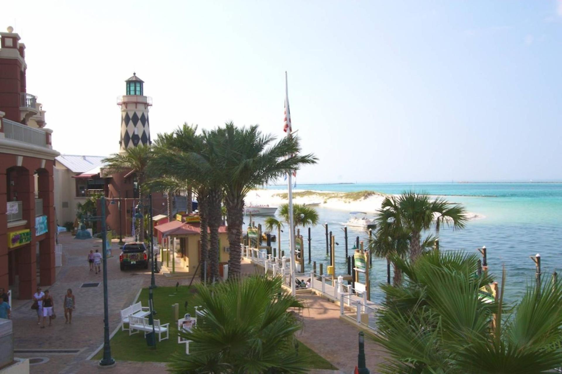 Gulf Winds Court 202 - Emerald Cove Oasis Holiday home *