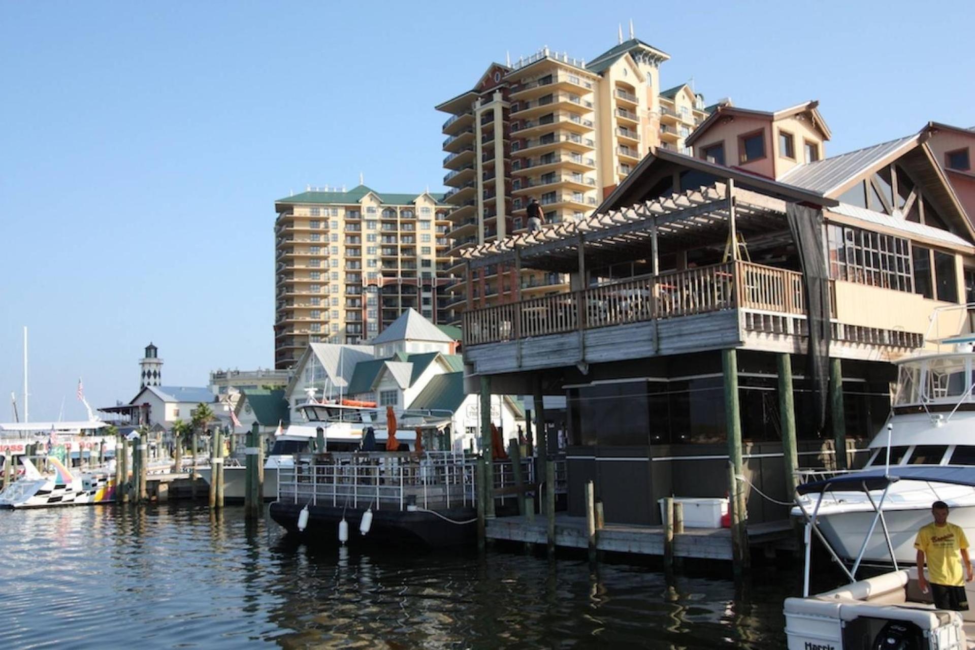 Gulf Winds Court 202 - Emerald Cove Oasis Destin