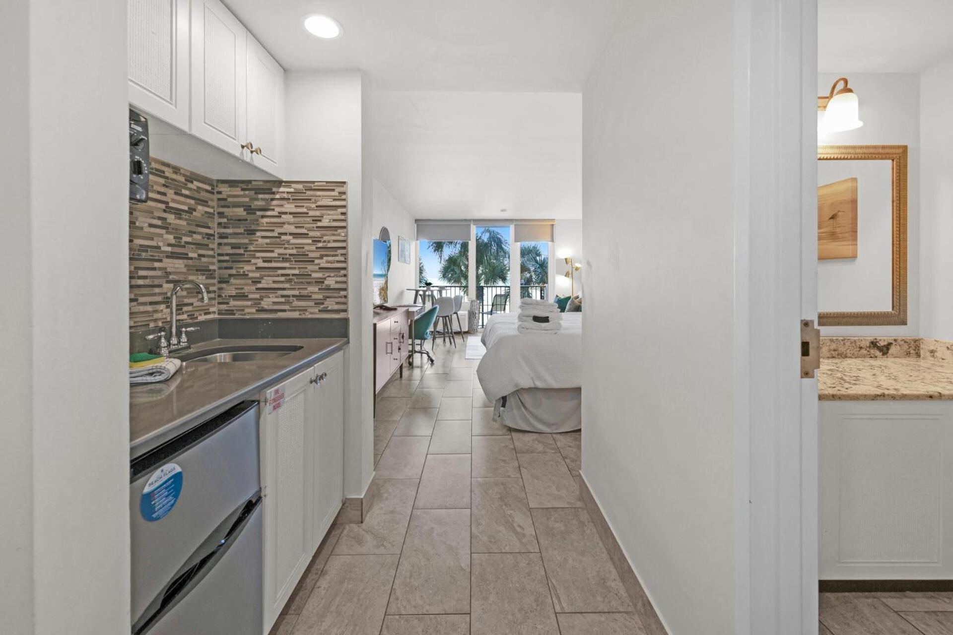 Sandestin Bayfront With Balcony And Breathtaking Views Destin