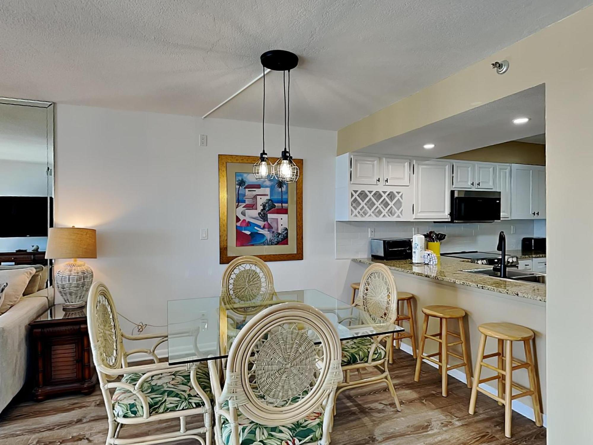 Emerald Towers 804 Apartment