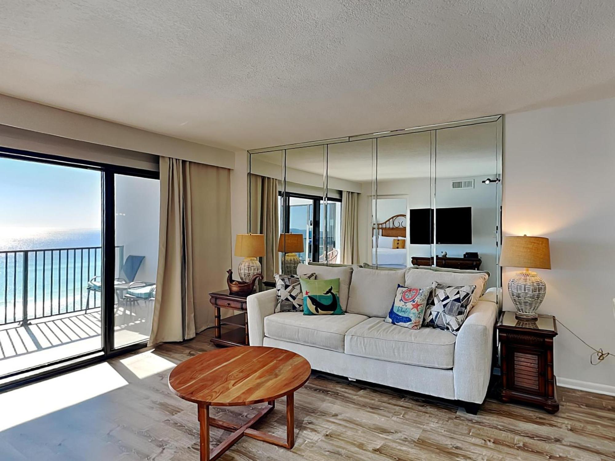 Emerald Towers 804 Apartment *