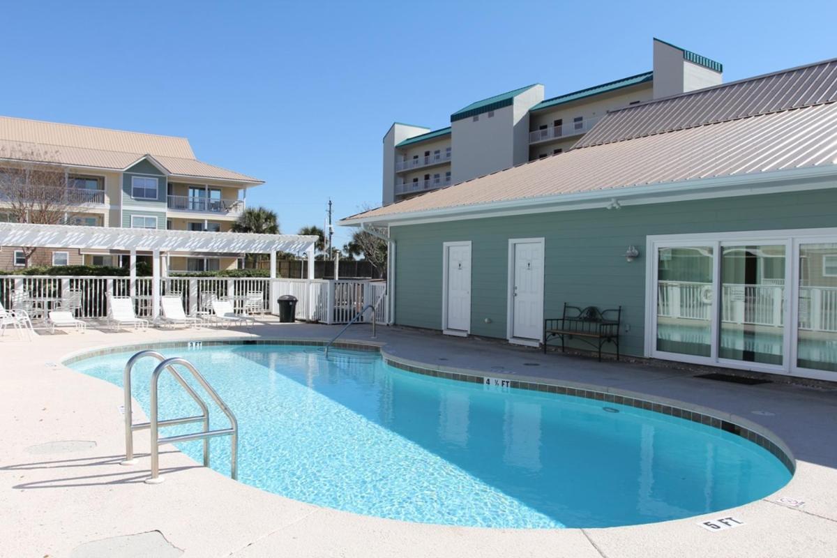 Remodeled 3 Bedroom - In The Heart Of Destin! Holiday home *