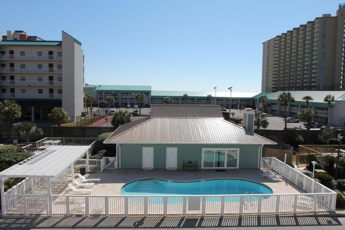 Remodeled 3 Bedroom - In The Heart Of Destin! Destin