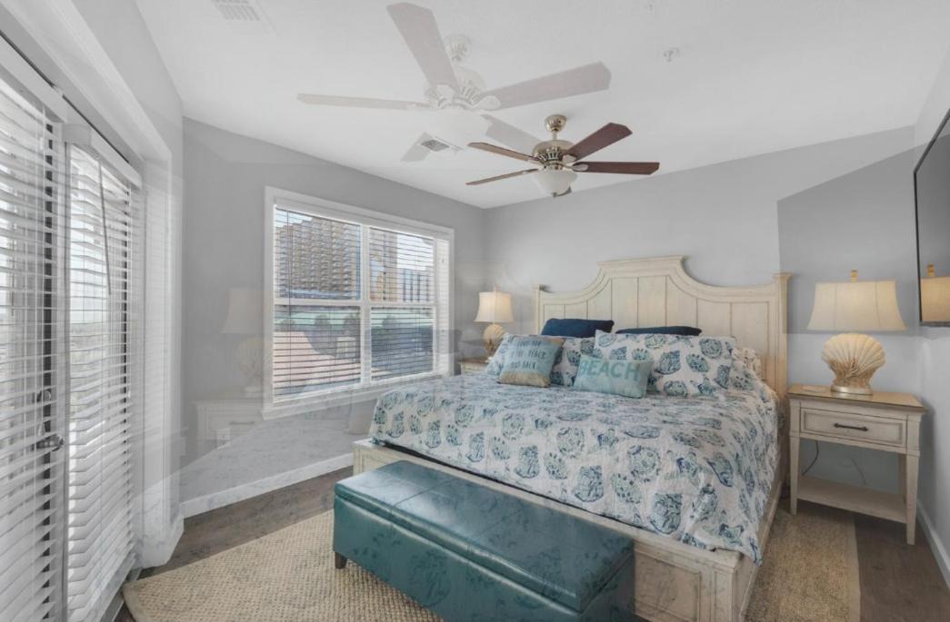 Holiday home Remodeled 3 Bedroom - In The Heart Of Destin!