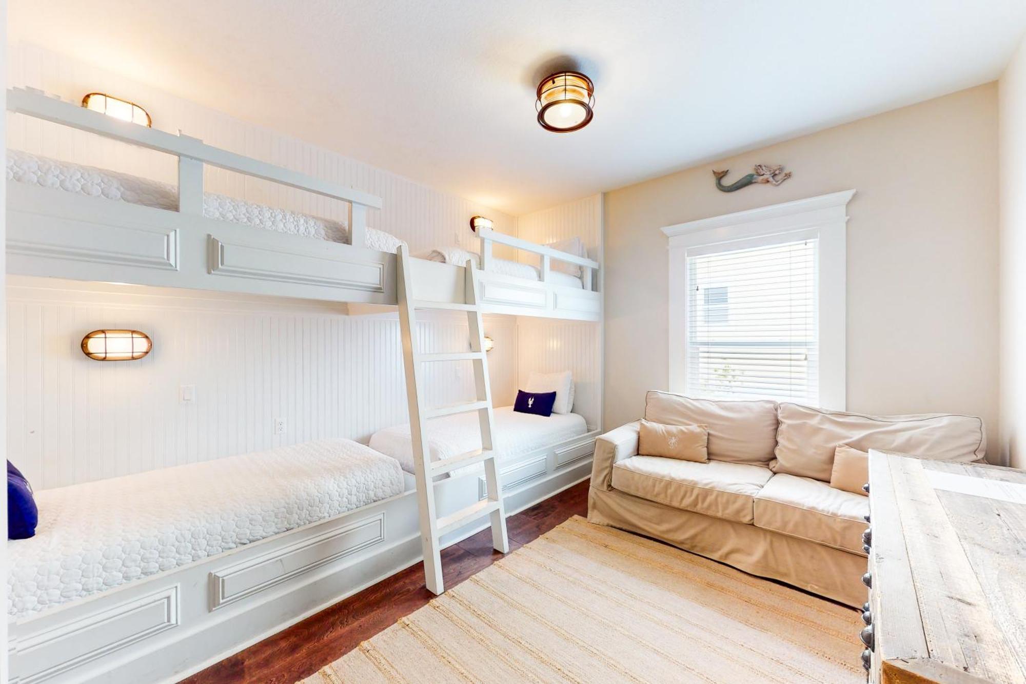 Villages Of Crystal Beach: Vitamin Sea Holiday home *