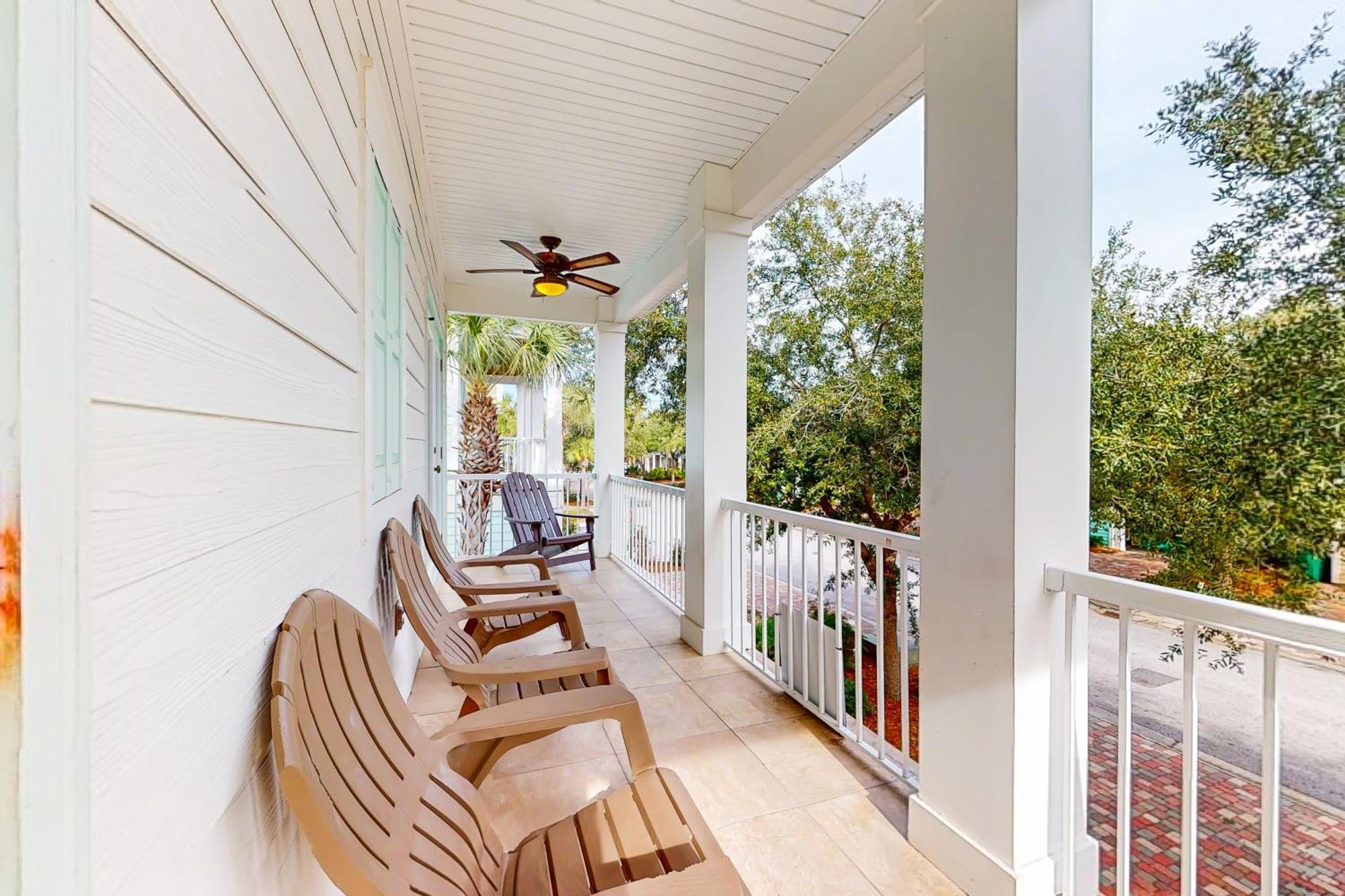 Villages Of Crystal Beach: Vitamin Sea Destin