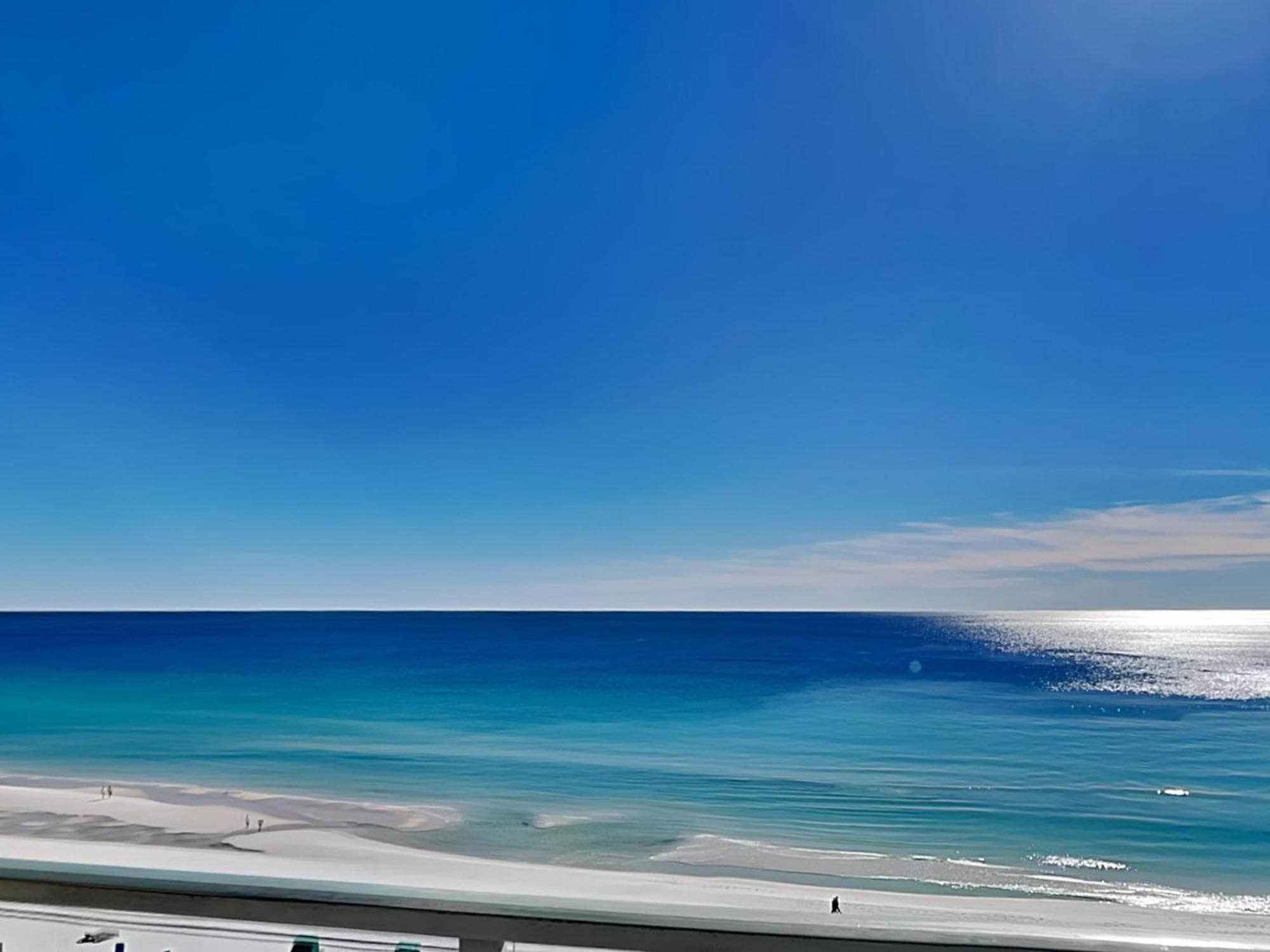 Sterling Sands #711 *
