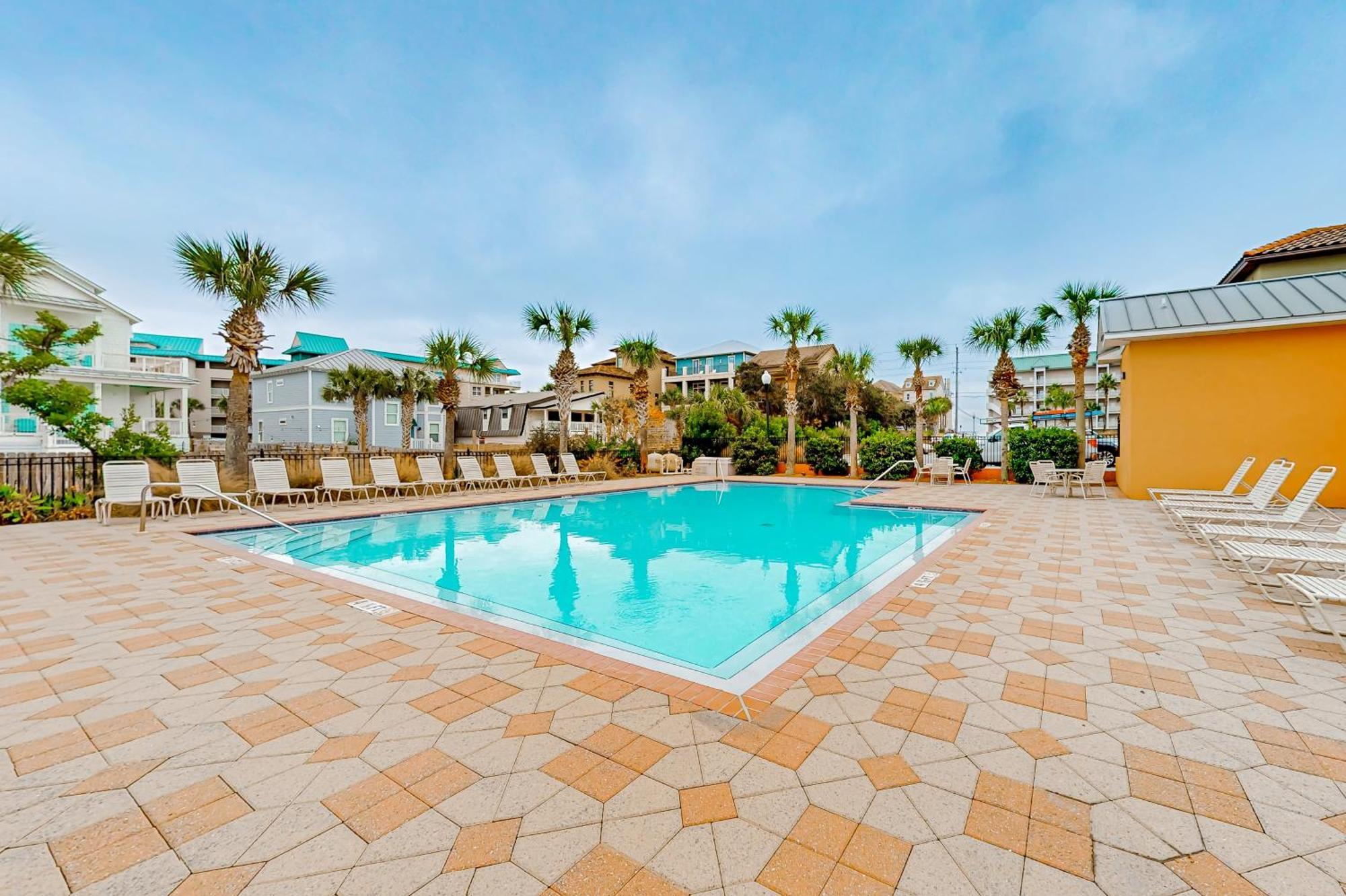 Miramar Building 6 Unit B
