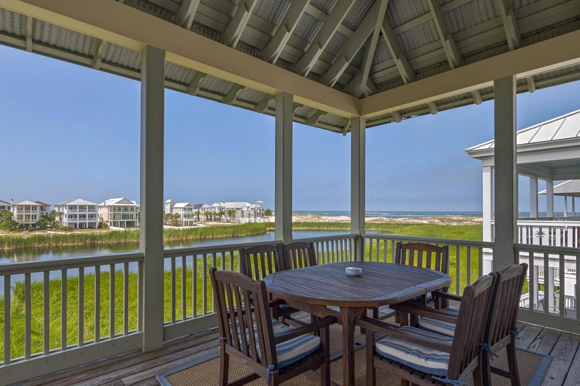 Palmetto Holiday home
