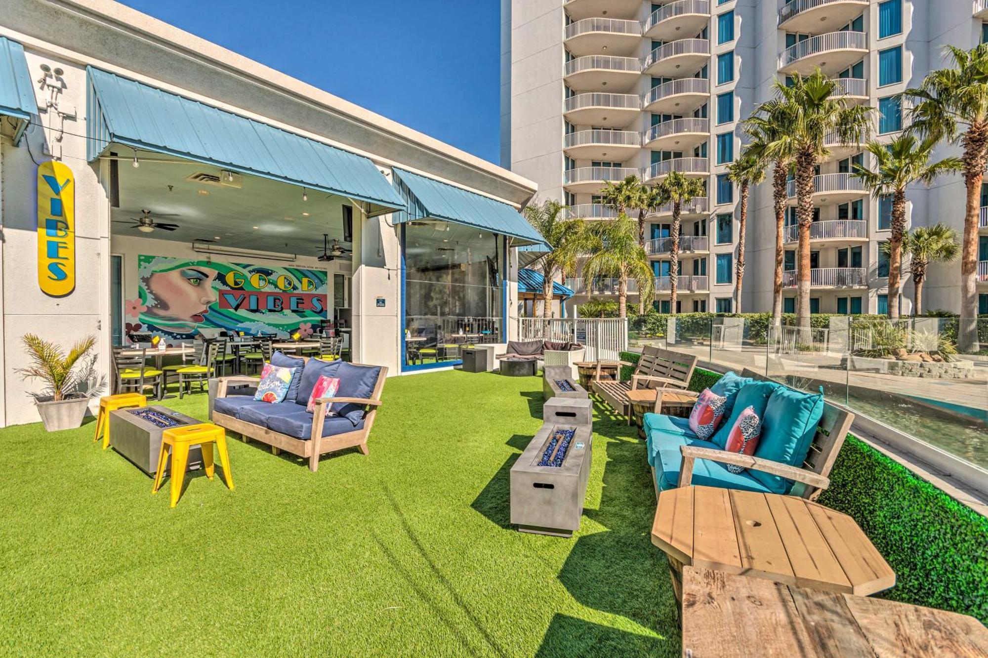 Palms Of Beaches, Golf And Apartment