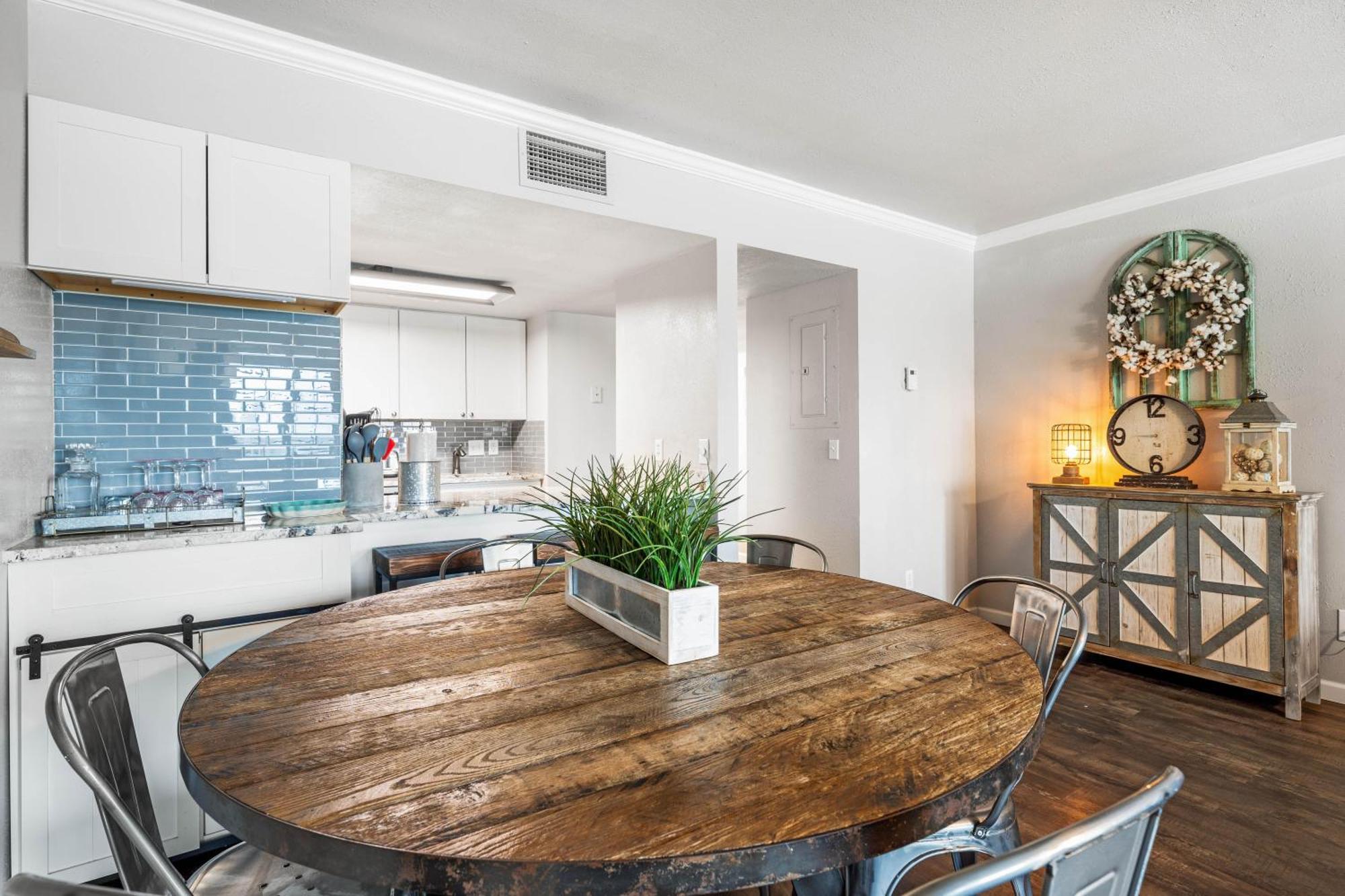 Surf And Racquet Unit 114 Holiday home Destin