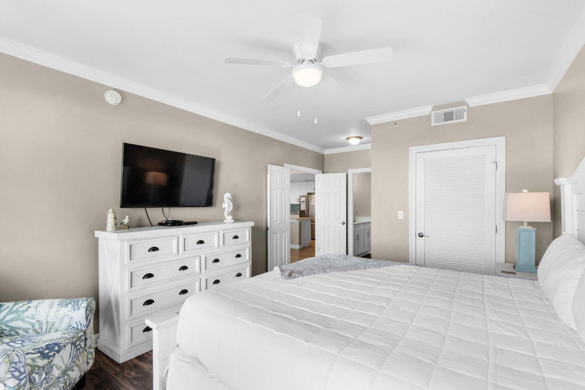 Sterling Shores 718 *
